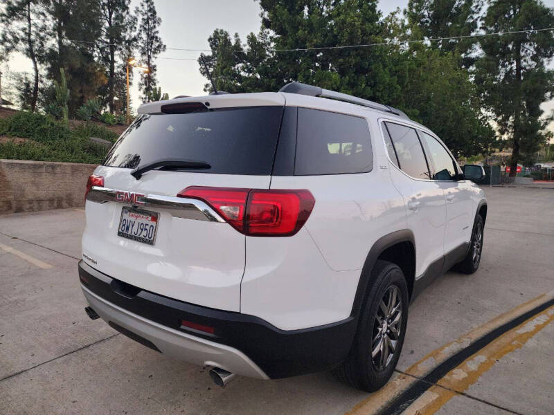2017 GMC Acadia SLT-1