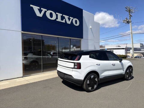 2026 Volvo EX30 Twin Plus