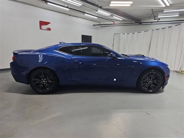 2021 Chevrolet Camaro LT1