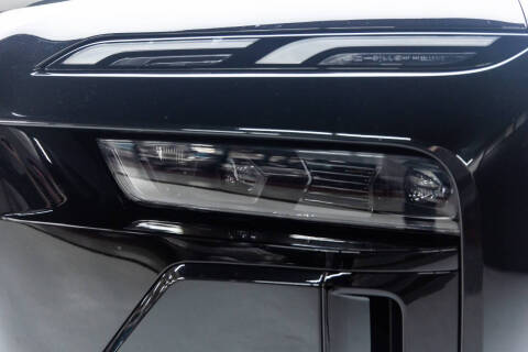 2023 BMW 7 Series 740i