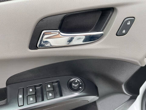 2016 Chevrolet Sonic LT Auto