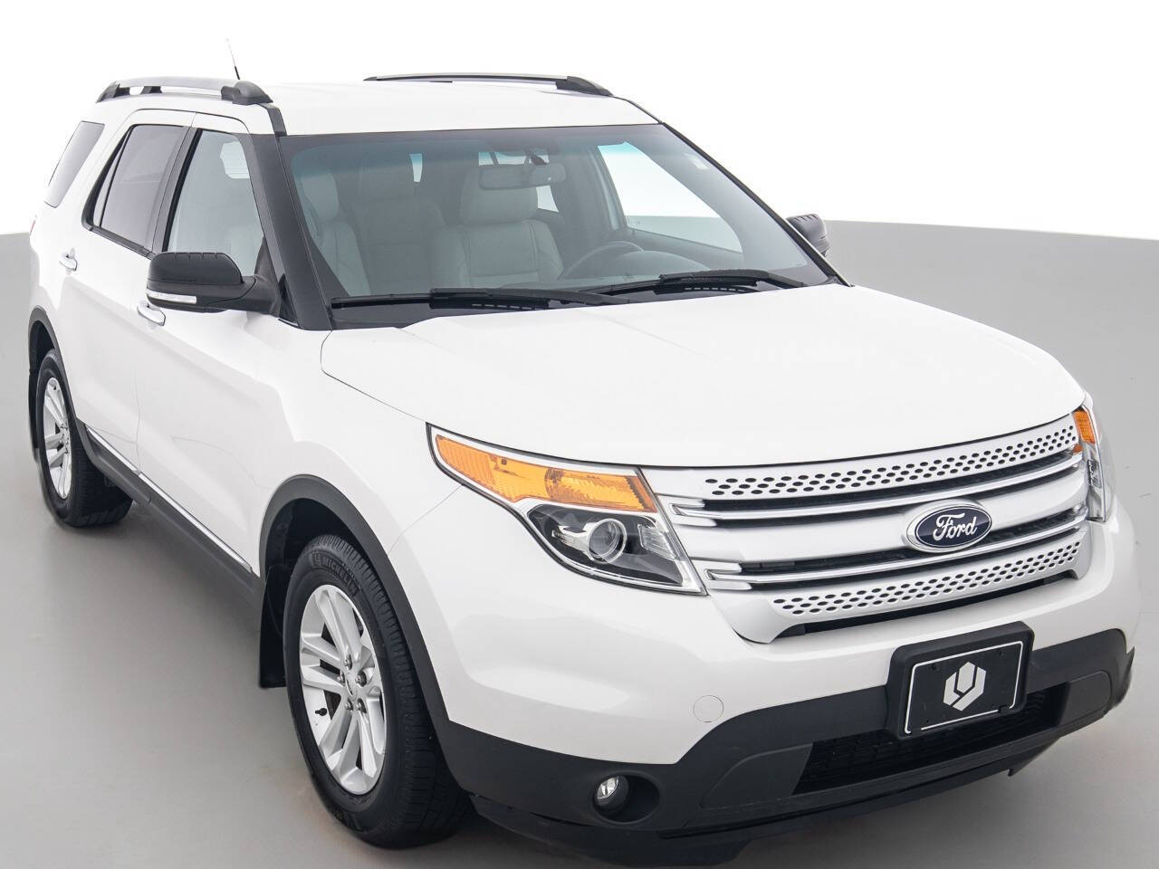 Used Car 2015 Ford Explorer  Xlt Awd 4dr Suv For Sale Under $10,000 In Coal City, Illinois