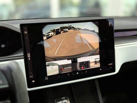 2022 Tesla Model S Plaid