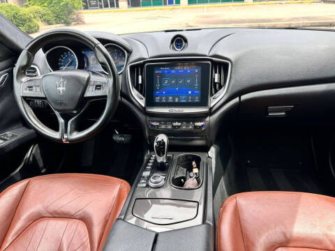 2017 Maserati Ghibli