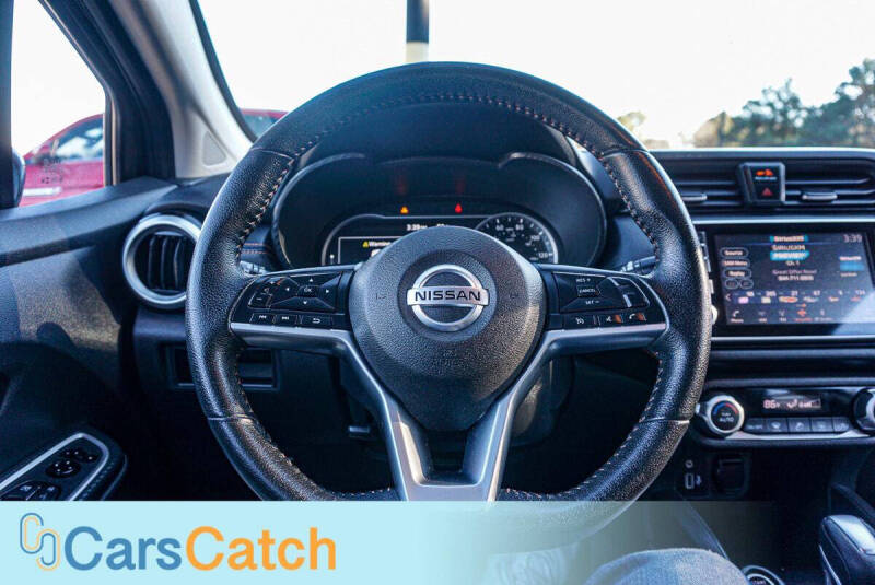 2020 Nissan Versa SR