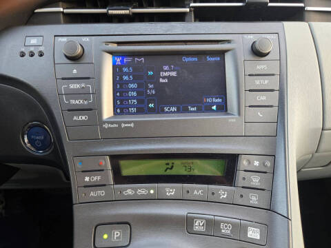 2013 Toyota Prius Three