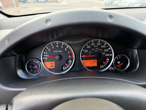 2012 Nissan Pathfinder Silver Edition