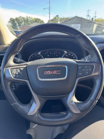 2017 GMC Acadia SLT-1