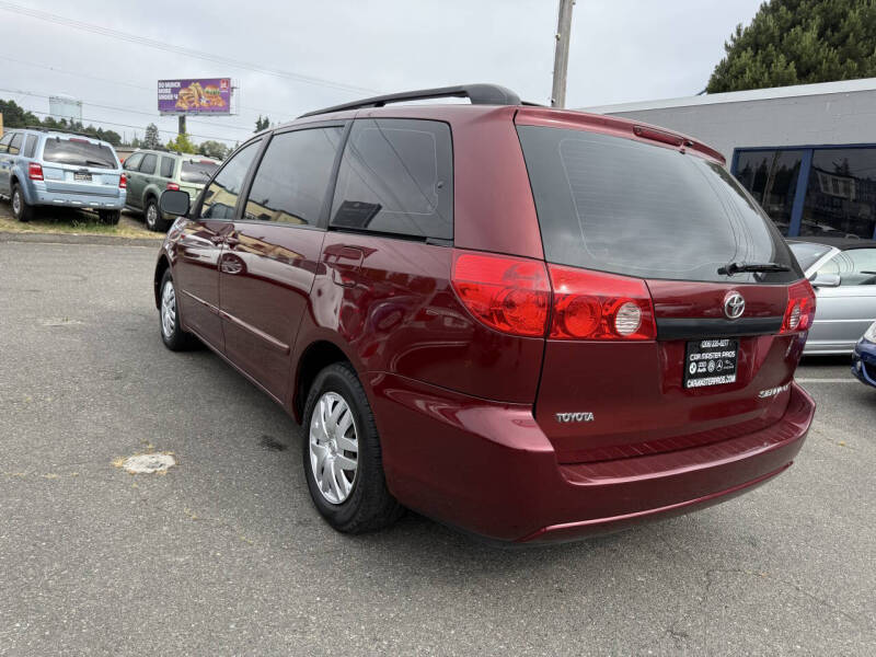 2009 Toyota Sienna CE 7-Passenger