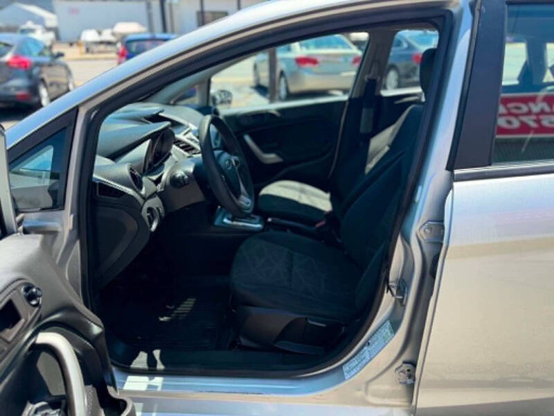 2011 Ford Fiesta SE