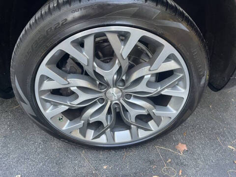 2022 Aston Martin DBX