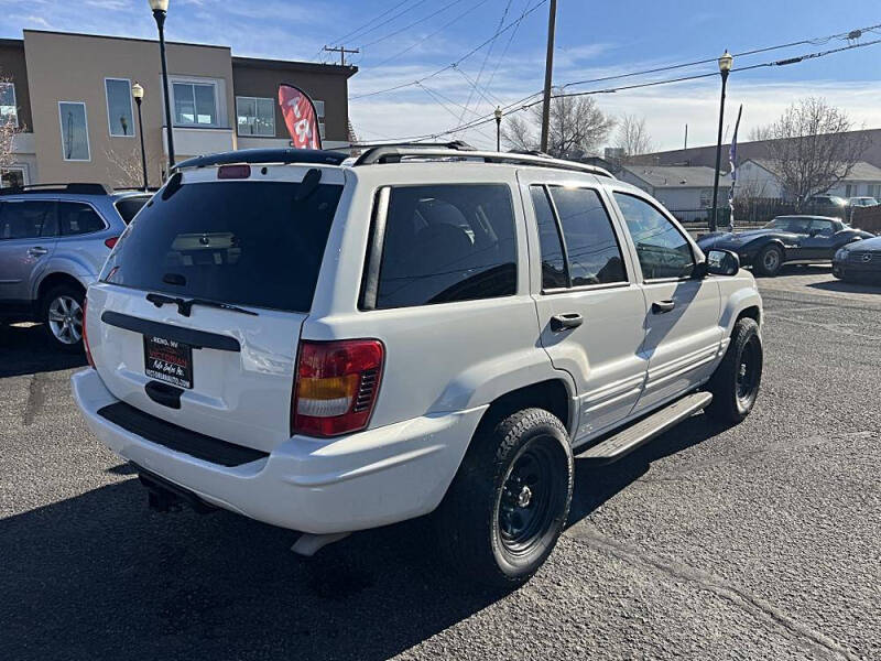 2004 Jeep Grand Cherokee Laredo