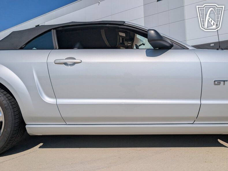 2005 Ford Mustang