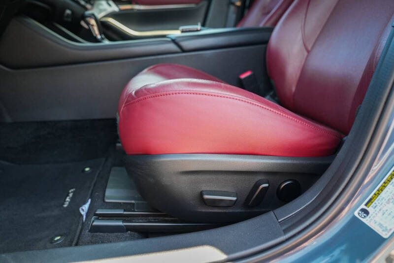 2022 Mazda Mazda3 Hatchback Premium Plus