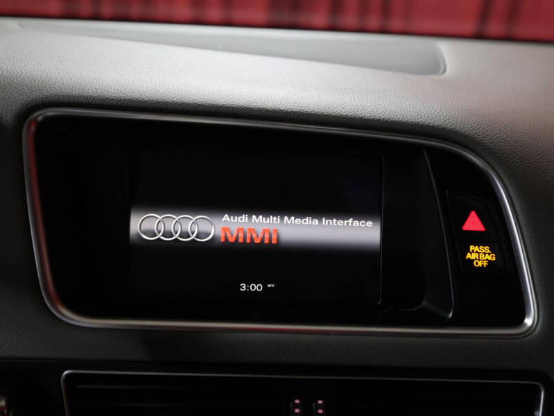 2011 Audi Q5 3.2 quattro Premium Plus