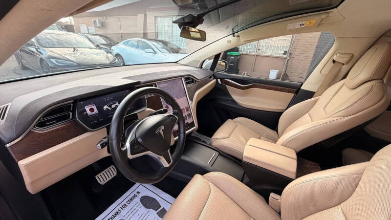 2016 Tesla Model X P90D