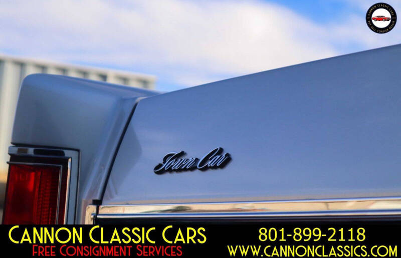 1984 Lincoln Town Car Signature