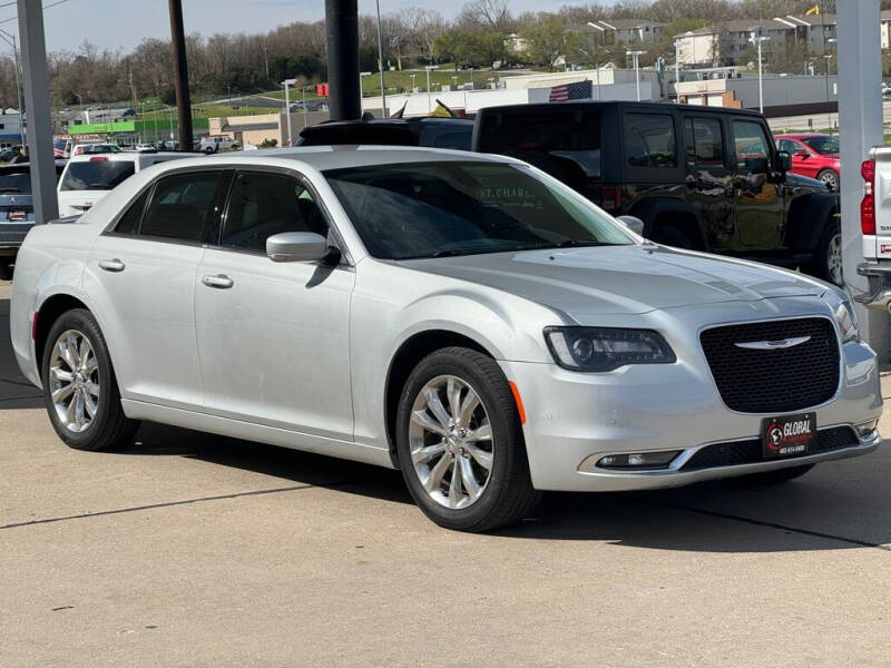 2019 Chrysler 300 Touring