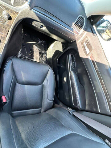 2018 Chrysler 300 Limited