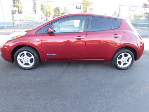 2011 Nissan LEAF SL