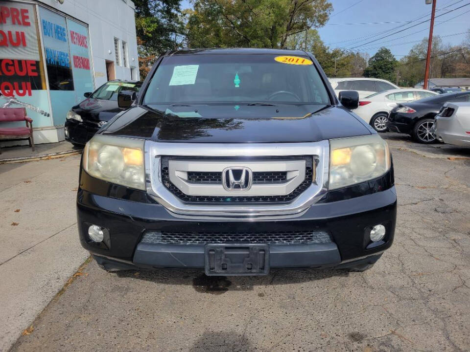 2011 Honda Pilot for sale at DAGO'S AUTO SALES LLC in Dalton, GA