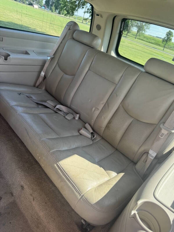 2003 Cadillac Escalade ESV