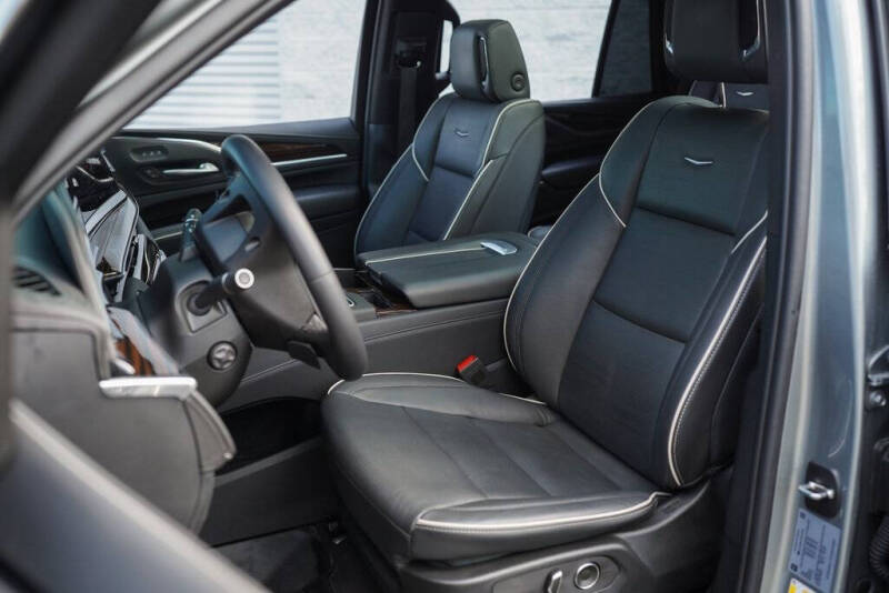 2024 Cadillac Escalade Premium Luxury