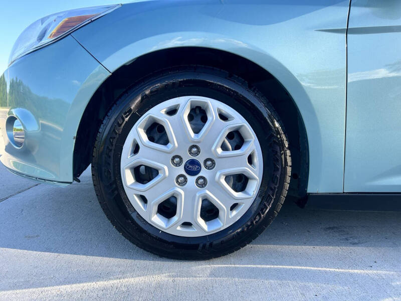 2012 Ford Focus SE