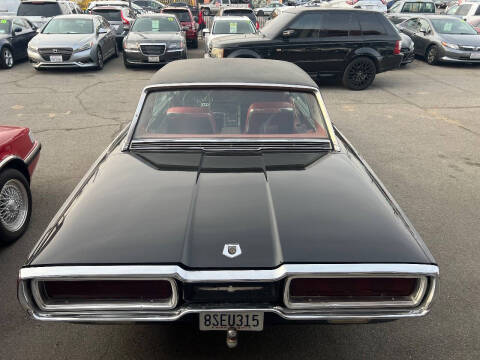 1965 Ford Thunderbird
