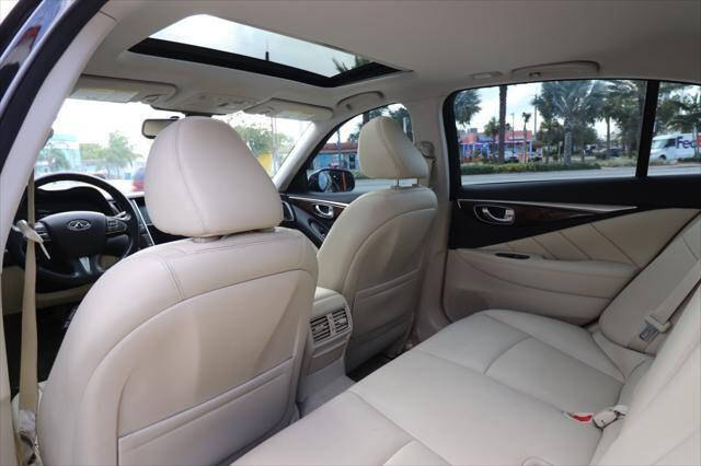 2014 Infiniti Q50 Sedan - $17,397