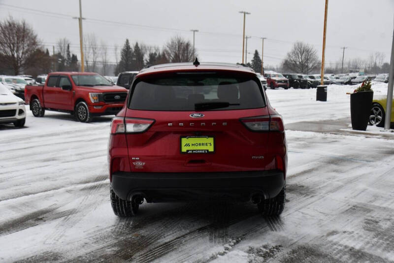 2021 Ford Escape SE