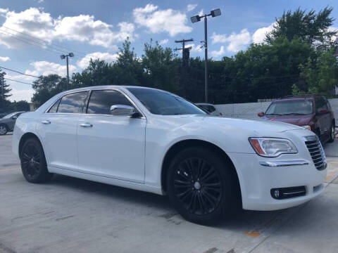 2014 Chrysler 300 for sale at Julian Auto Sales - Number 1 Car Company in Detroit MI