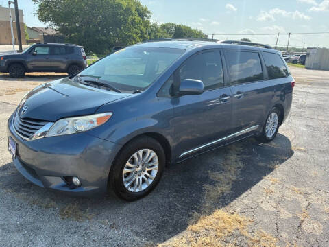 2017 Toyota Sienna Limited 7-Passenger