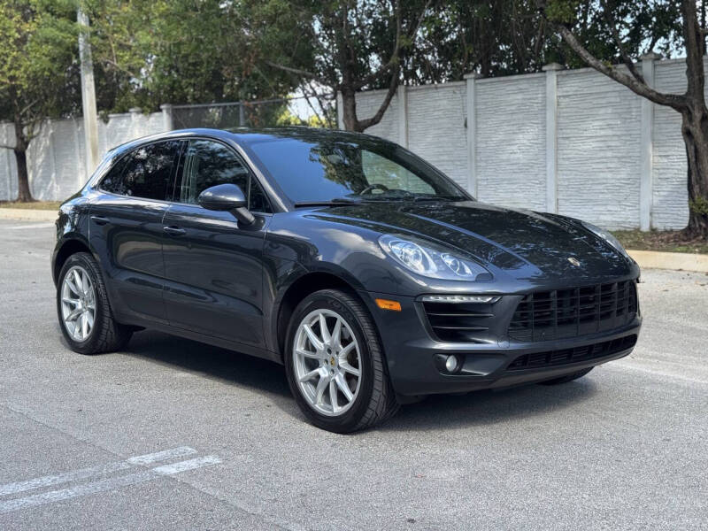 2017 Porsche Macan