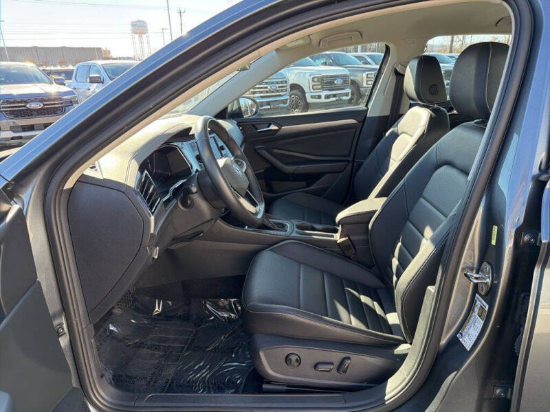 2024 Volkswagen Jetta SE