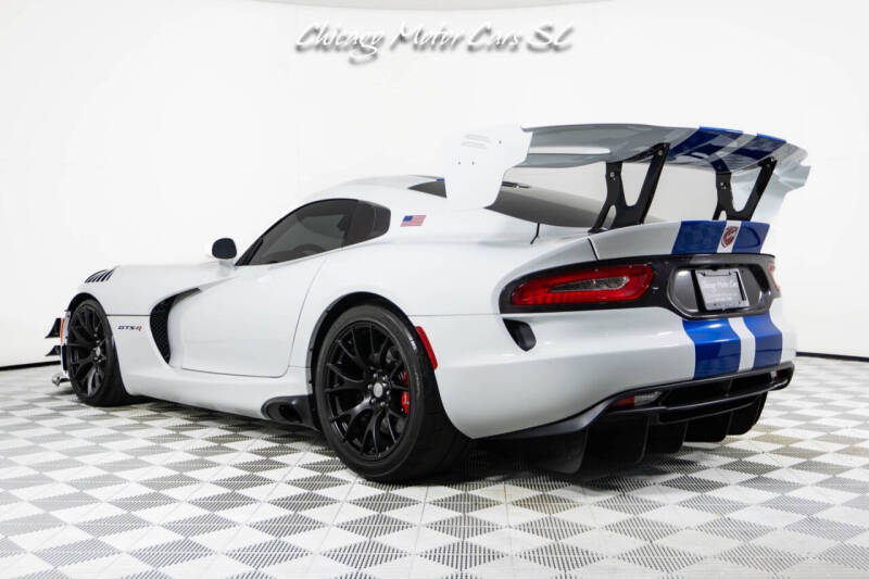 2017 Dodge Viper GTC