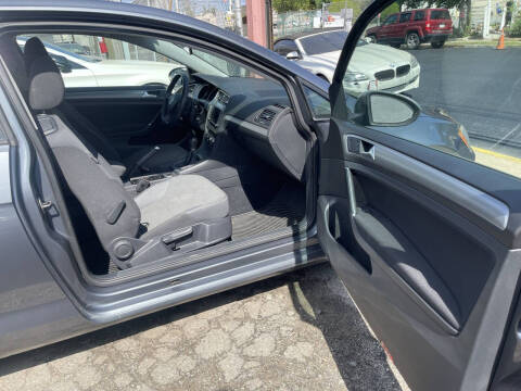 2015 Volkswagen Golf TSI S