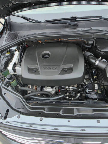 2016 Volvo XC60 T5 Drive-E Premier