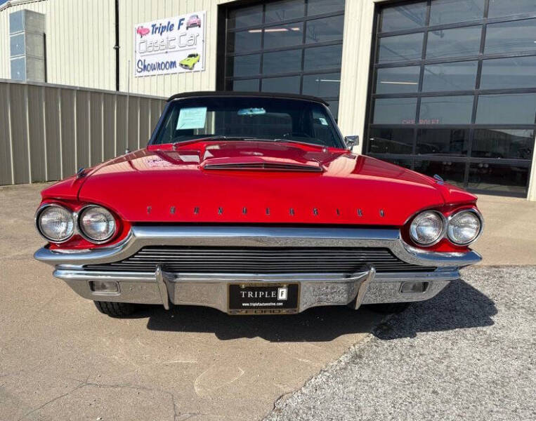1964 Ford Thunderbird