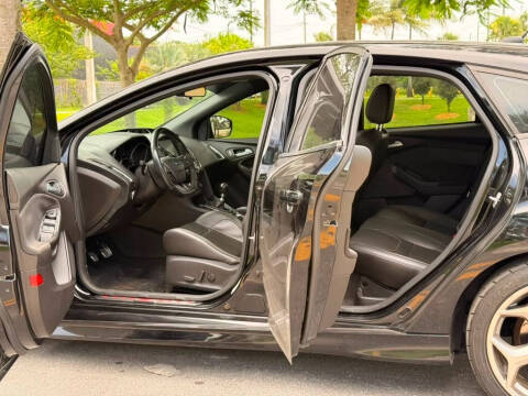 2017 Ford Focus ST