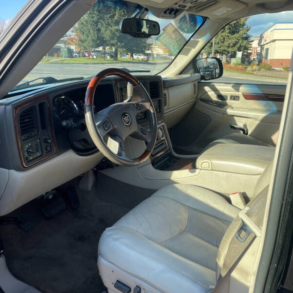2005 Cadillac Escalade