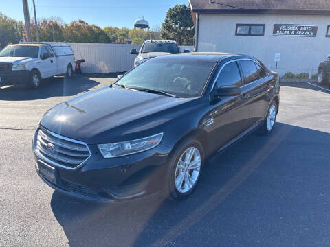 2016 Ford Taurus SE