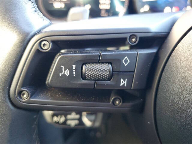 2021 Porsche 911 Carrera