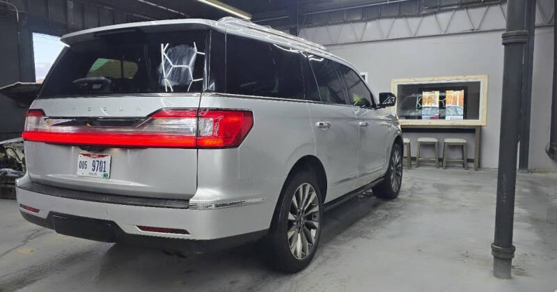 2019 Lincoln Navigator Select