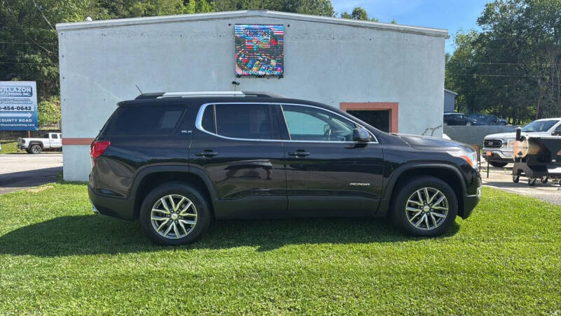 2017 GMC Acadia SLE-2