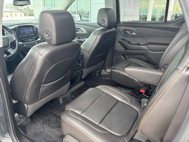 2021 Chevrolet Traverse LT Leather