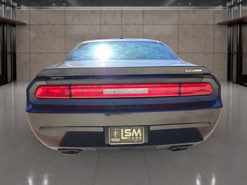 2009 Dodge Challenger SRT8