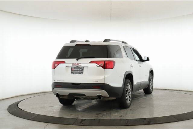 2017 GMC Acadia SLT-1