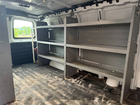 2017 Chevrolet Express 2500