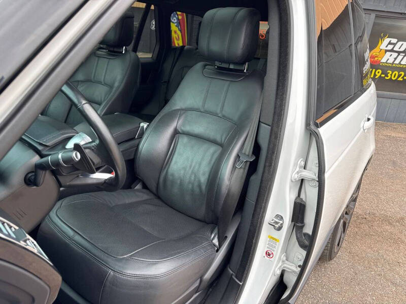 2020 Land Rover Range Rover P525 HSE